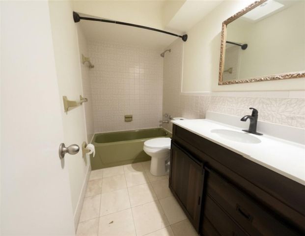 208 SHADY HOLLOW, Casselberry, FL 32707