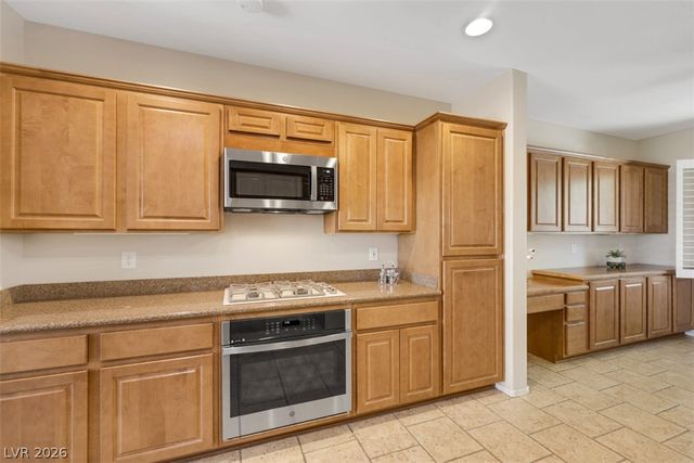 2093 Mountain City Street, Henderson, NV 89052