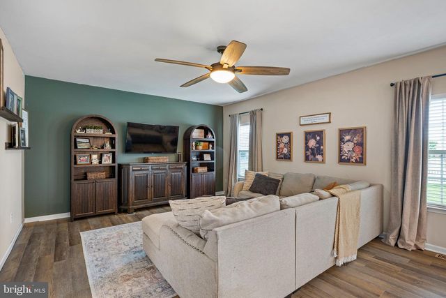 45 STONEY CREEK LN, Clayton, DE 19938