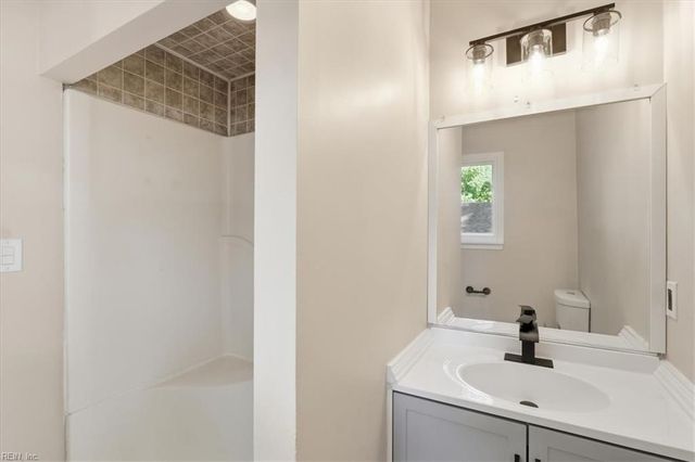 917 Banyan DR, Virginia Beach, VA 23462