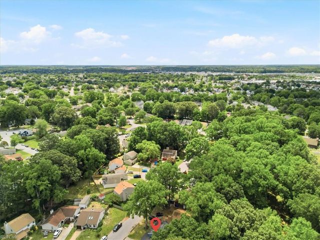 917 Banyan DR, Virginia Beach, VA 23462