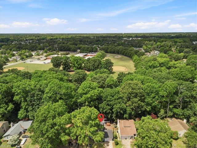 917 Banyan DR, Virginia Beach, VA 23462