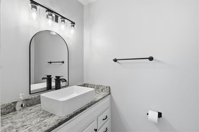 917 Banyan DR, Virginia Beach, VA 23462