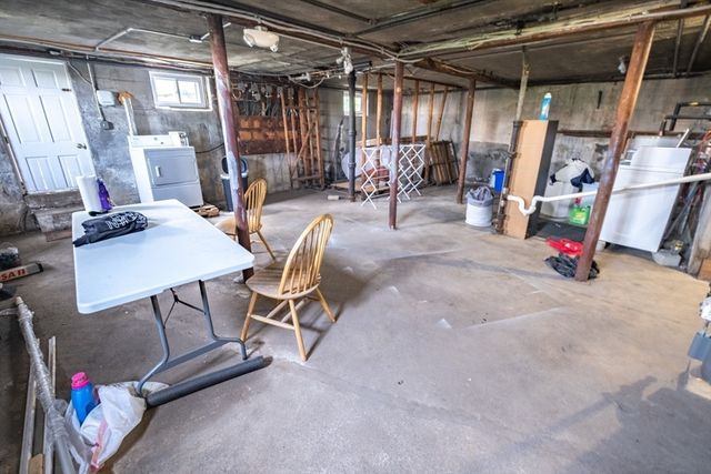 52 Ten Hills Rd 2, Somerville, MA 02144