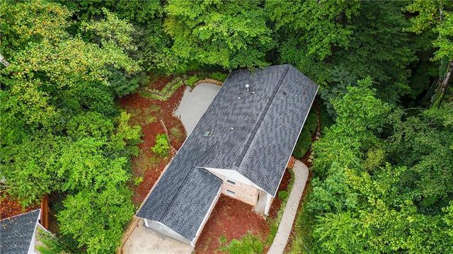 3560 Embry Circle, Atlanta, GA 30341
