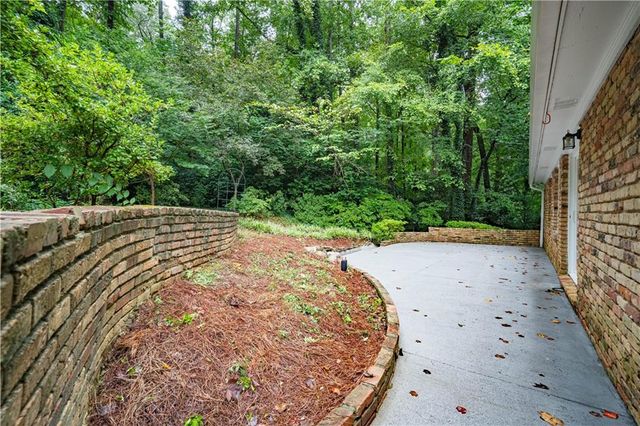 3560 Embry Circle, Atlanta, GA 30341
