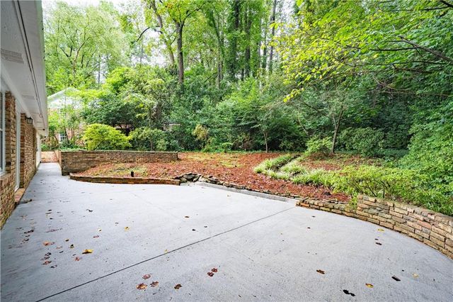 3560 Embry Circle, Atlanta, GA 30341