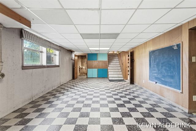 263 S Jefferson Street, Zeeland, MI 49464