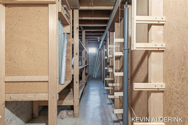 263 S Jefferson Street, Zeeland, MI 49464