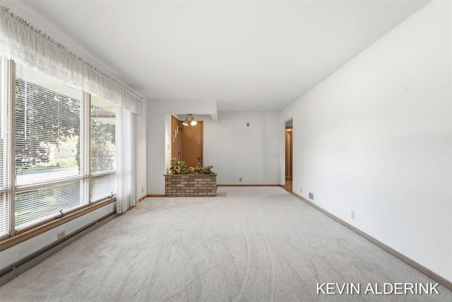 263 S Jefferson Street, Zeeland, MI 49464