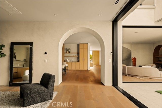 5004 S Enfield Avenue, Encino (los Angeles), CA 91316