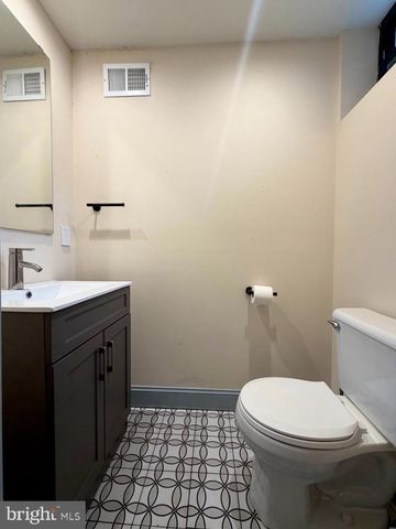 2046 E STELLA ST, Philadelphia, PA 19134