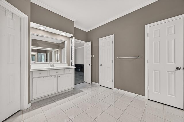 17411 Rolling Brook Court, Sugar Land, TX 77479