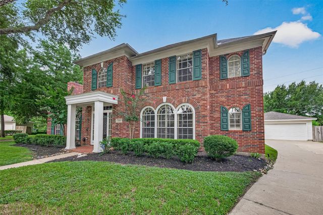 17411 Rolling Brook Court, Sugar Land, TX 77479