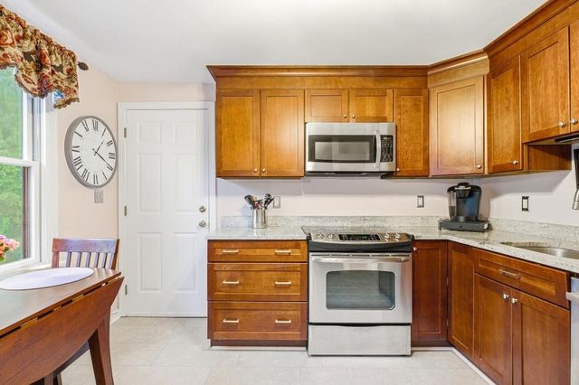 3 Packet Landing A, Pembroke, MA 02359