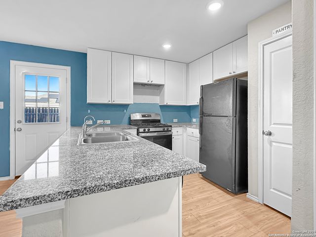 6330 Arredondo, San Antonio, TX 78220