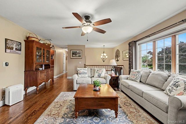 19 Lindy Drive, Carmel, NY 10512