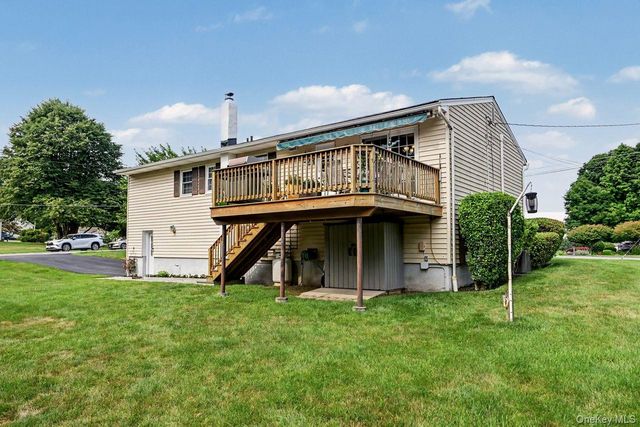19 Lindy Drive, Carmel, NY 10512