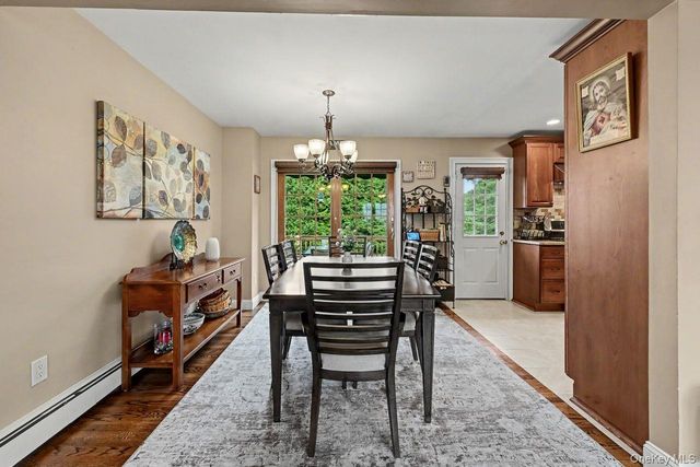 19 Lindy Drive, Carmel, NY 10512