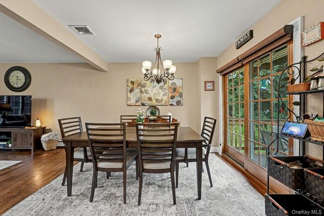 19 Lindy Drive, Carmel, NY 10512