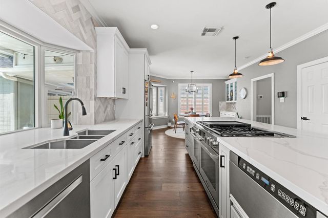 2132 Kilkenny Drive, Pearland, TX 77581