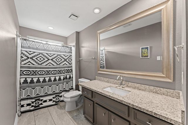 2132 Kilkenny Drive, Pearland, TX 77581
