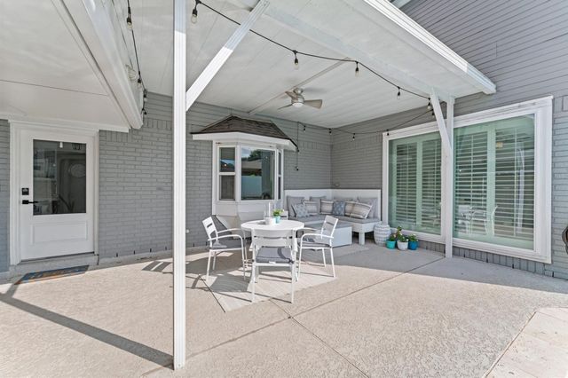 2132 Kilkenny Drive, Pearland, TX 77581