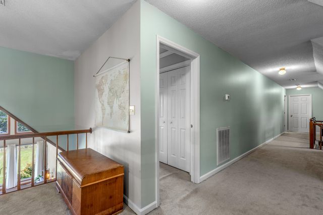 8518 Nesting Trail, Ooltewah, TN 37363