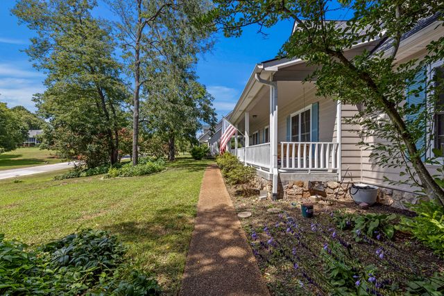 8518 Nesting Trail, Ooltewah, TN 37363