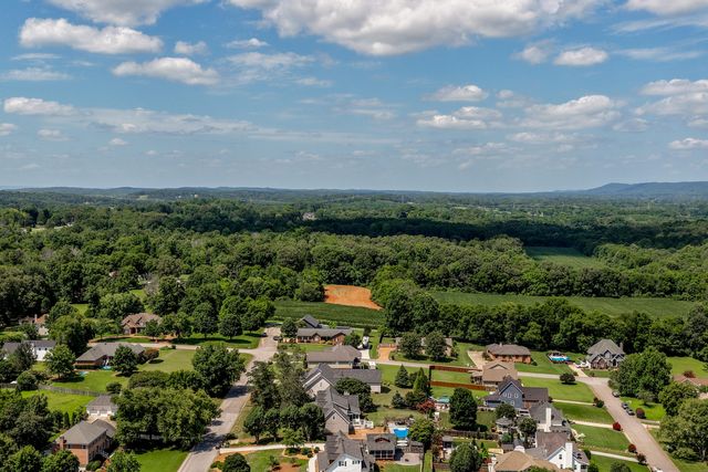 8518 Nesting Trail, Ooltewah, TN 37363