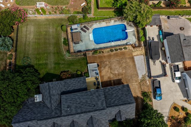 8518 Nesting Trail, Ooltewah, TN 37363