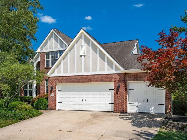 7665 Kingman Place, Lewis Center, OH 43035