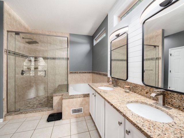 7665 Kingman Place, Lewis Center, OH 43035