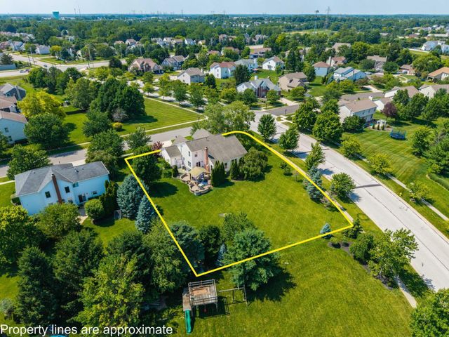 7665 Kingman Place, Lewis Center, OH 43035