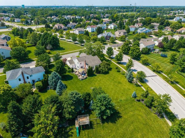 7665 Kingman Place, Lewis Center, OH 43035