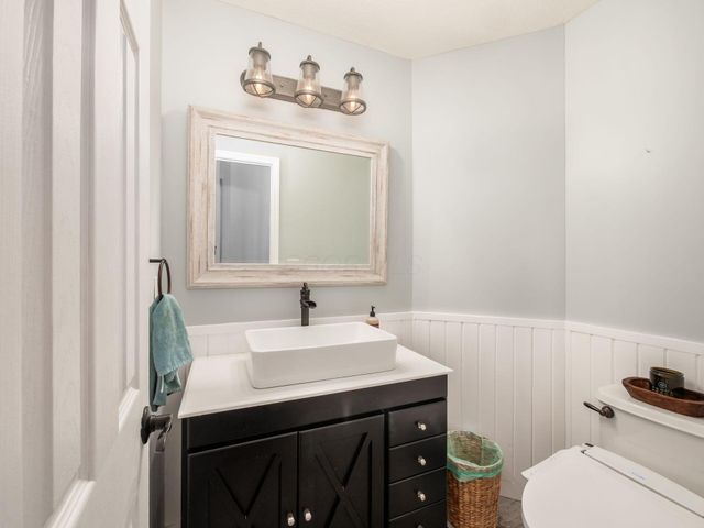 7665 Kingman Place, Lewis Center, OH 43035