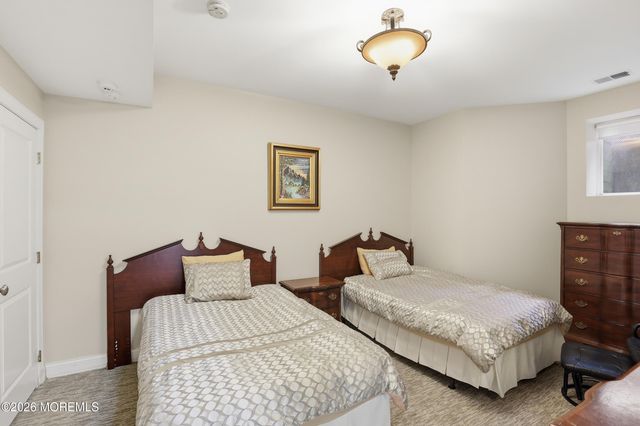 10 New York Avenue, Lakewood, NJ 08701