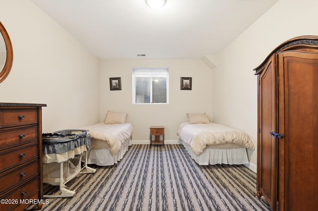 10 New York Avenue, Lakewood, NJ 08701
