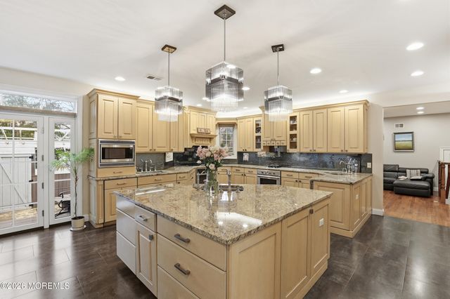 10 New York Avenue, Lakewood, NJ 08701