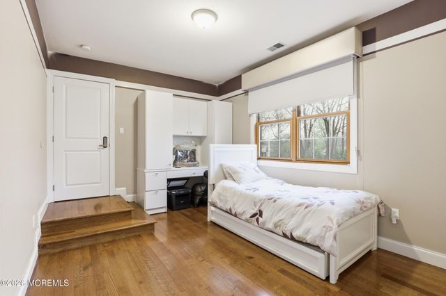 10 New York Avenue, Lakewood, NJ 08701