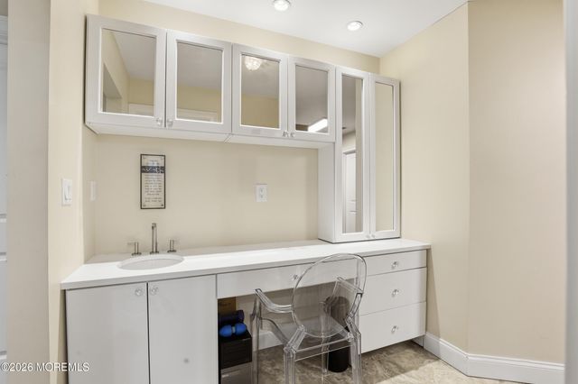 10 New York Avenue, Lakewood, NJ 08701