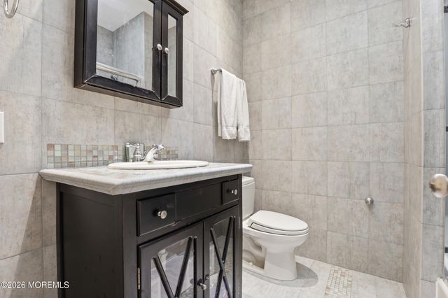 10 New York Avenue, Lakewood, NJ 08701