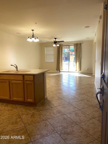2130 W HUNTER Court 141, Phoenix, AZ 85085