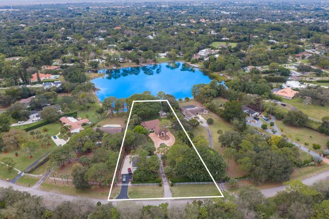 4579 Square Lake Drive, Palm Beach Gardens, FL 33418