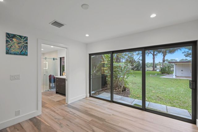 4579 Square Lake Drive, Palm Beach Gardens, FL 33418