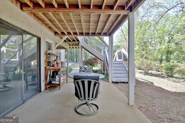 110 Sunset Court, Senoia, GA 30276