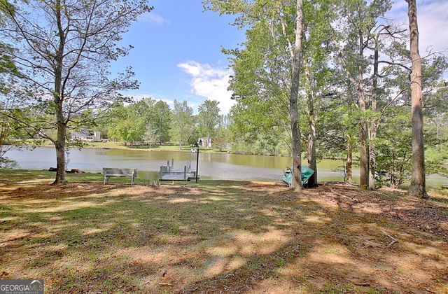 110 Sunset Court, Senoia, GA 30276