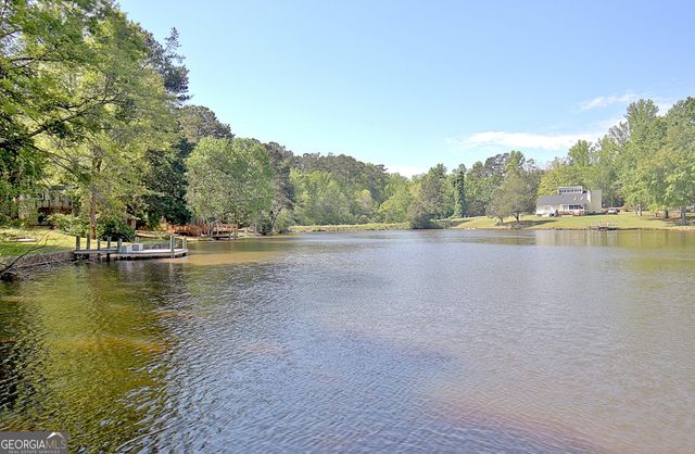 110 Sunset Court, Senoia, GA 30276