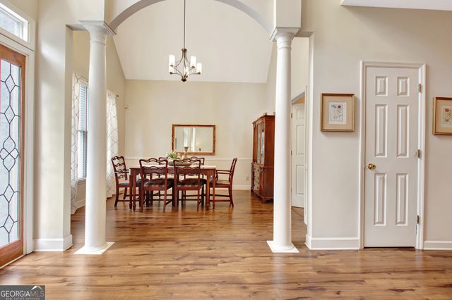 110 Sunset Court, Senoia, GA 30276
