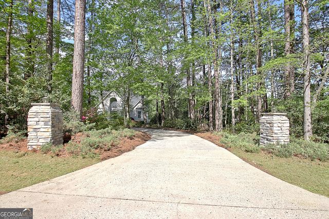 110 Sunset Court, Senoia, GA 30276